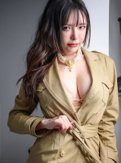 一只梨花压海棠